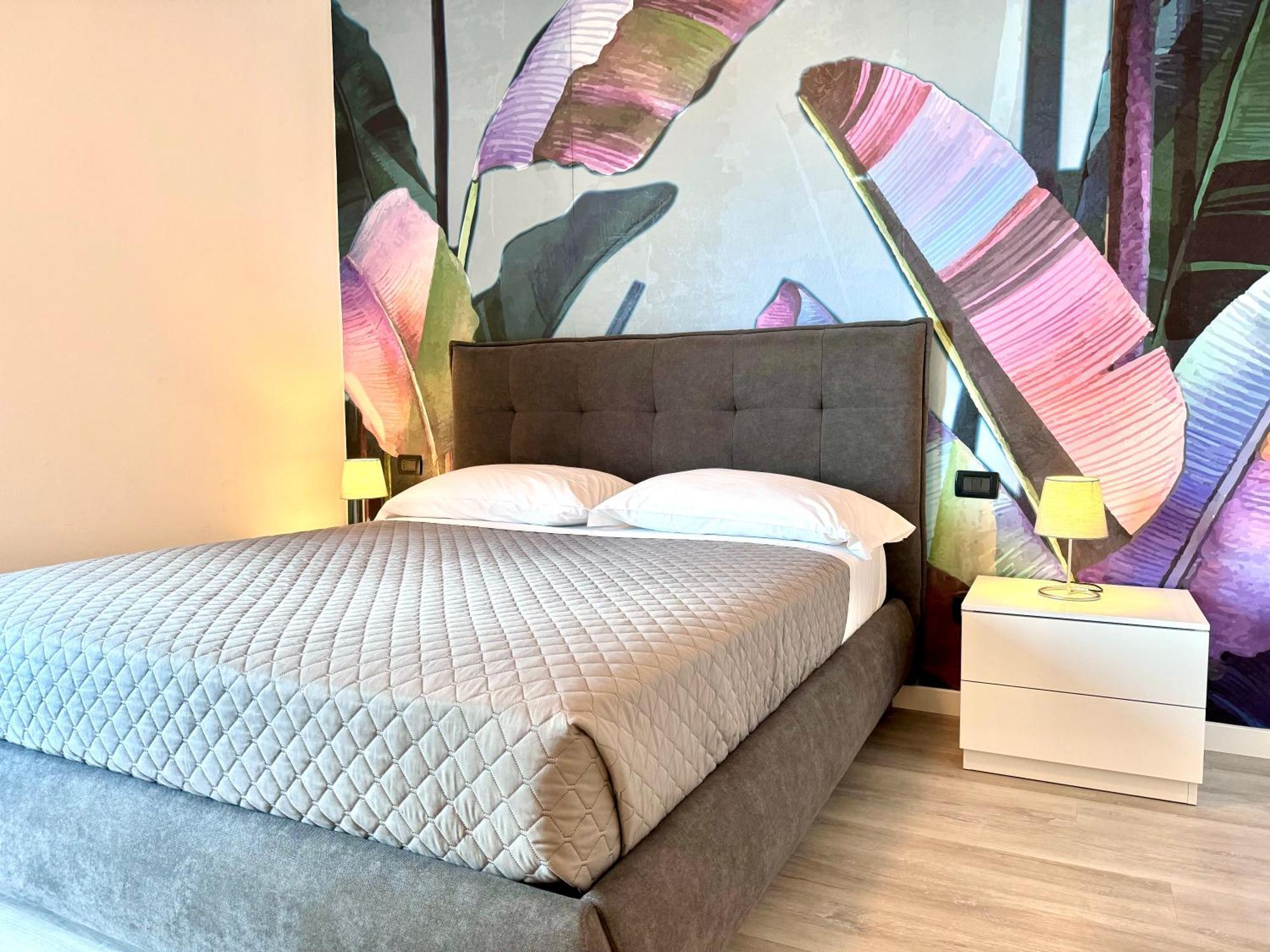 Mirage Rooms & Apartments ปอร์โตเวเนเร ภายนอก รูปภาพ